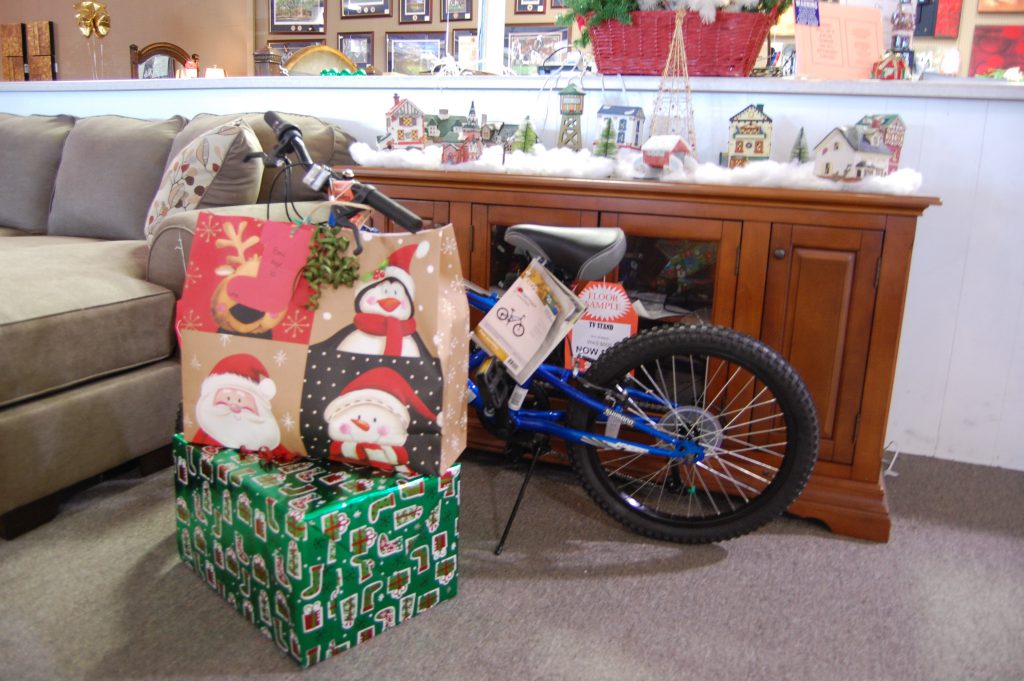 gifts this year.JPG