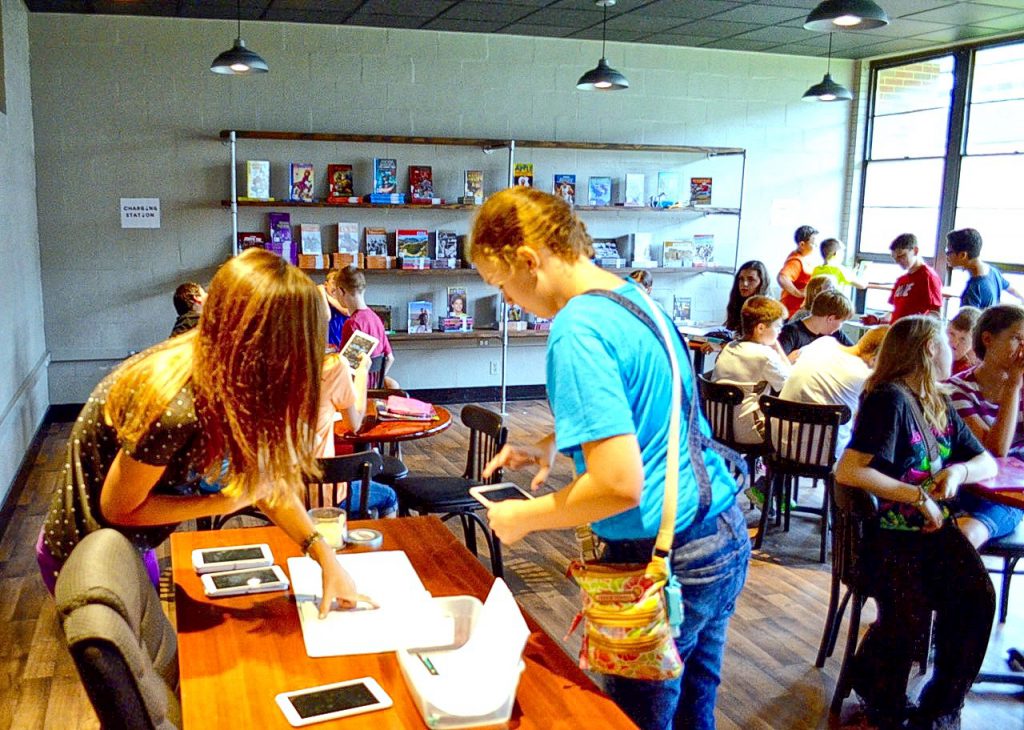 Holly Pond Middle School Brings Unique eLearning library Environment