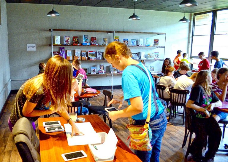 Holly Pond Middle School Brings Unique eLearning library Environment