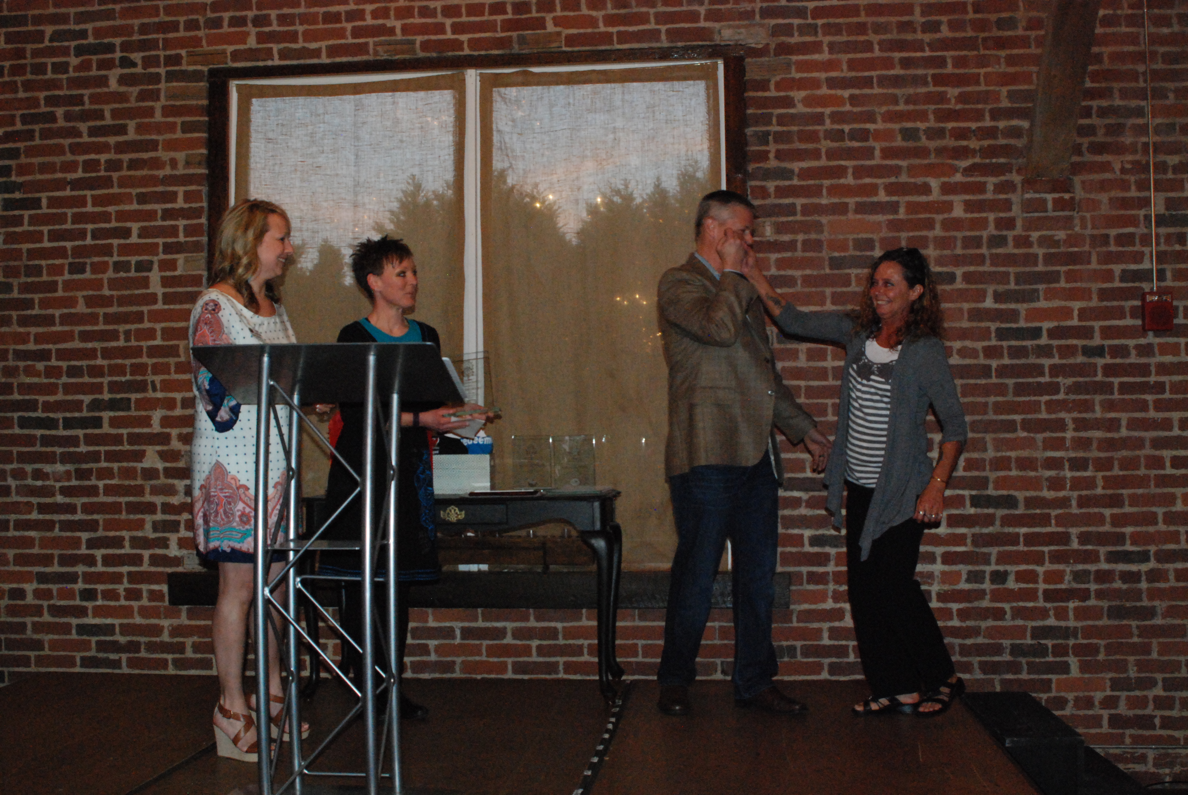 The Link’s Annual Event an Emotional, Uplifting Affair Sharon Schuler Kreps