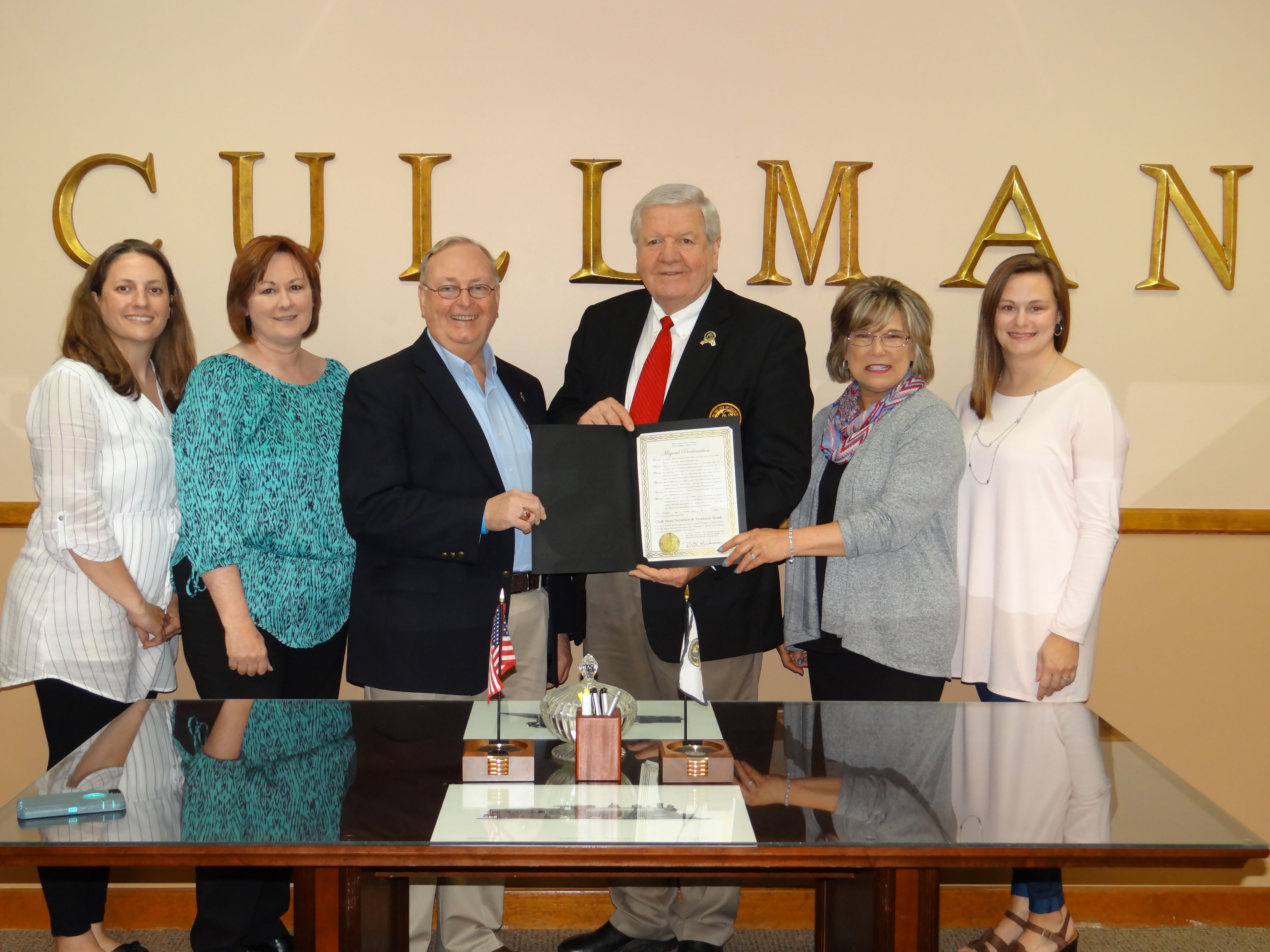 Townson Proclaims April 2016 Child Abuse Awareness Month in the City of Cullman City of Cullman