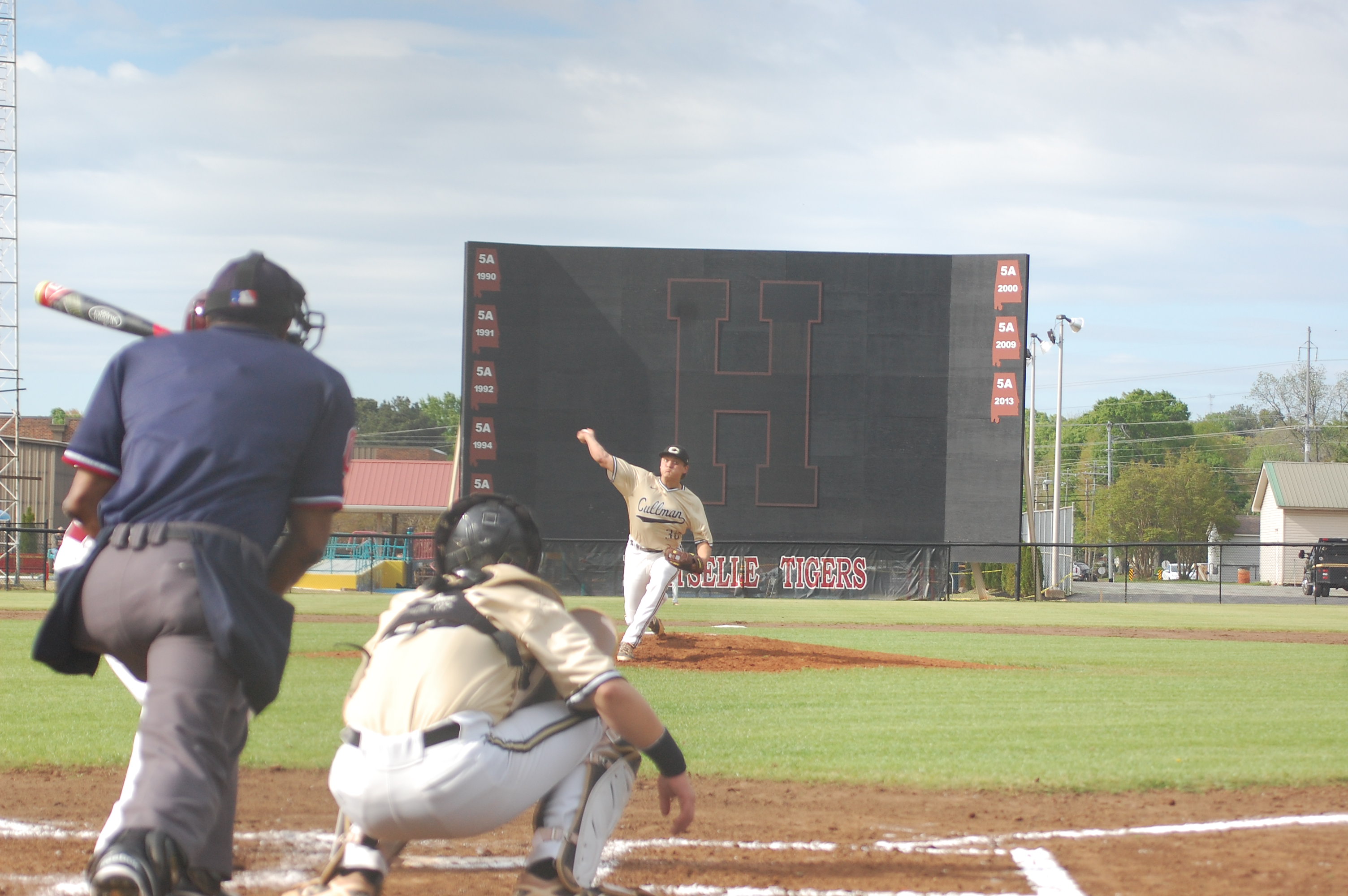 Win or Go Home: Bearcats Capture Area 15 Title, Down Hartselle 4-2 Josh McBrayer
