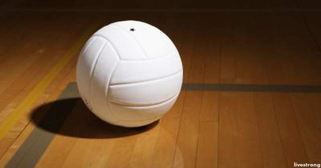 New volleyball coaches use WSCC team camp to their advantage 200430601-001_xs.jpg