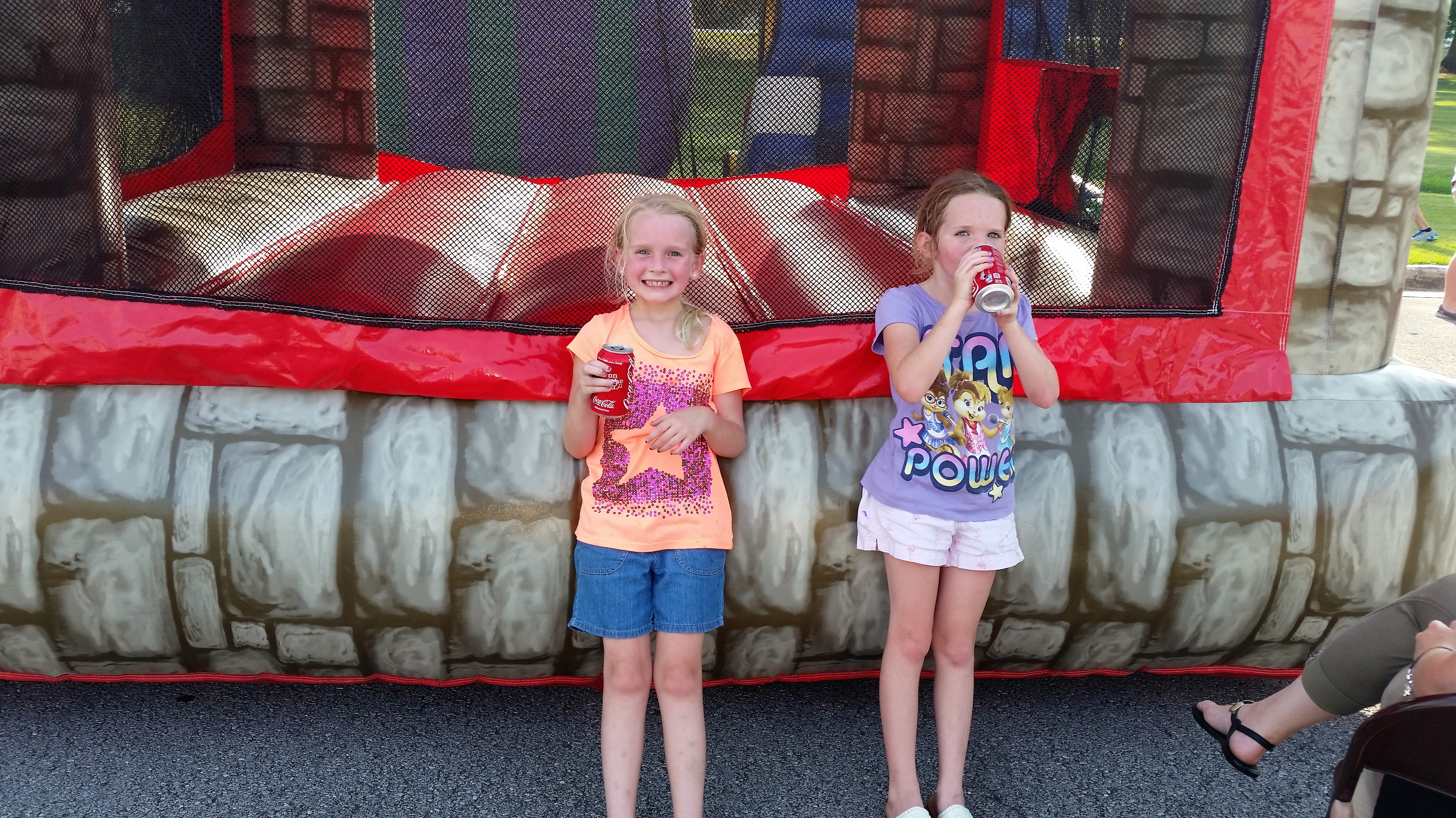 Vinemont children enjoy a back-to-school bash Sharon Schuler Kreps