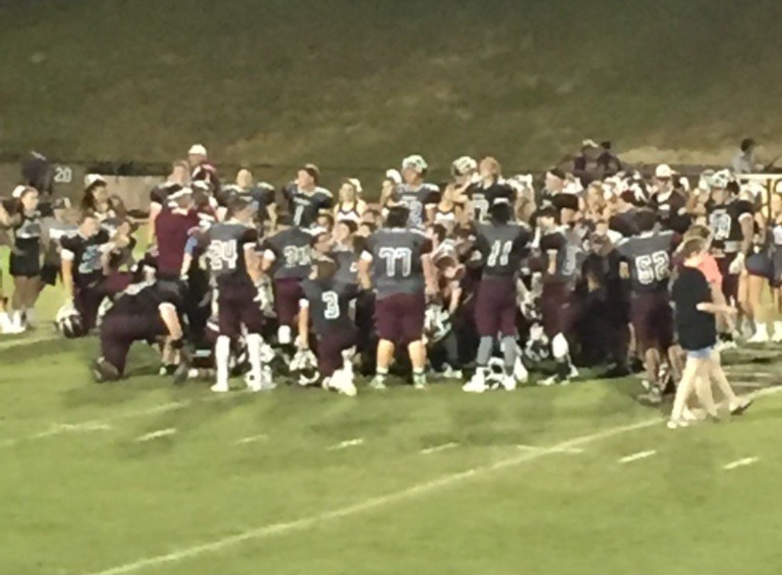 West Point manhandles Springville, comes out on top 42-10 Heith Yearwood on Twitter