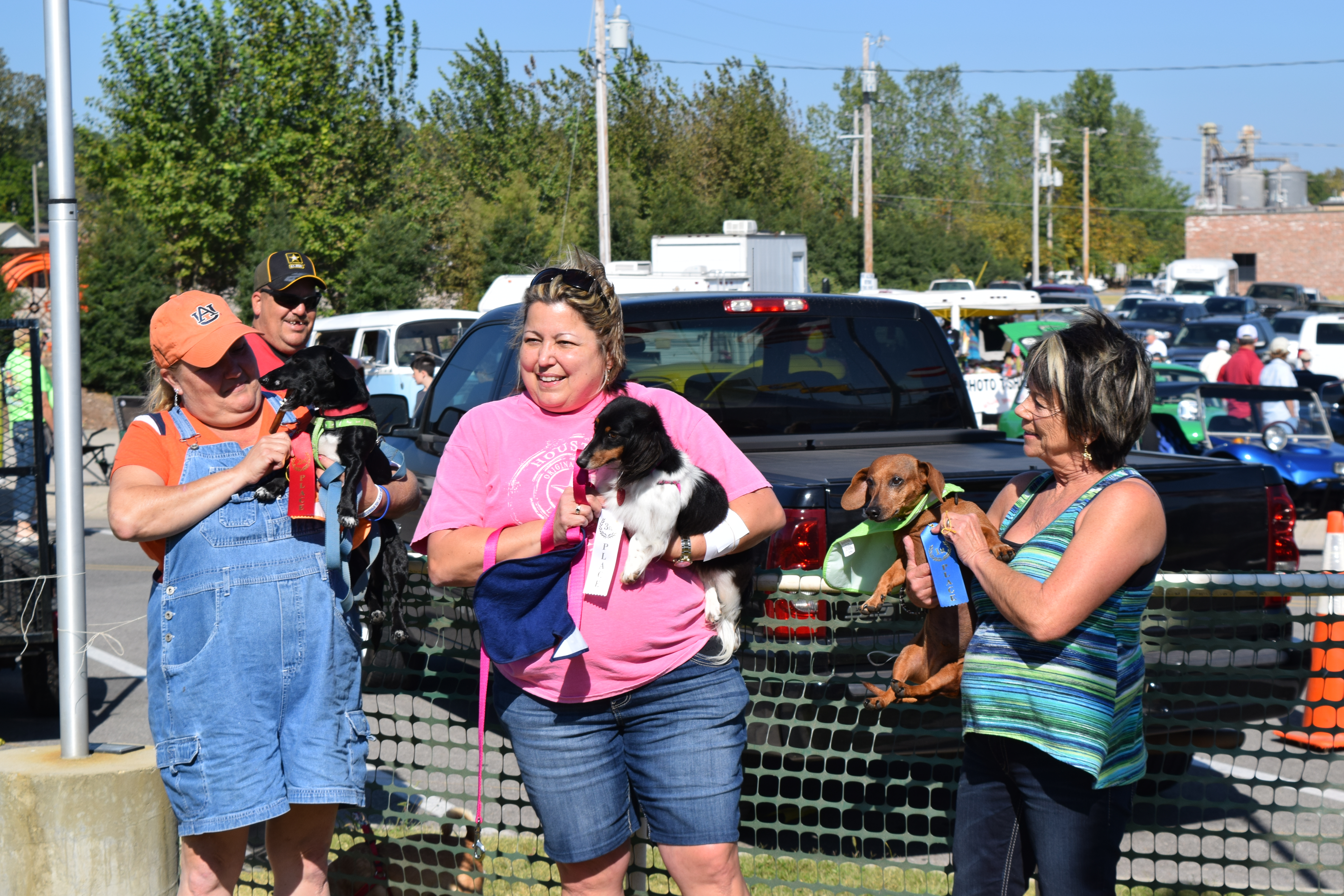 Wieneriffic! Dogs descend on Depot Park Andrew Cryer