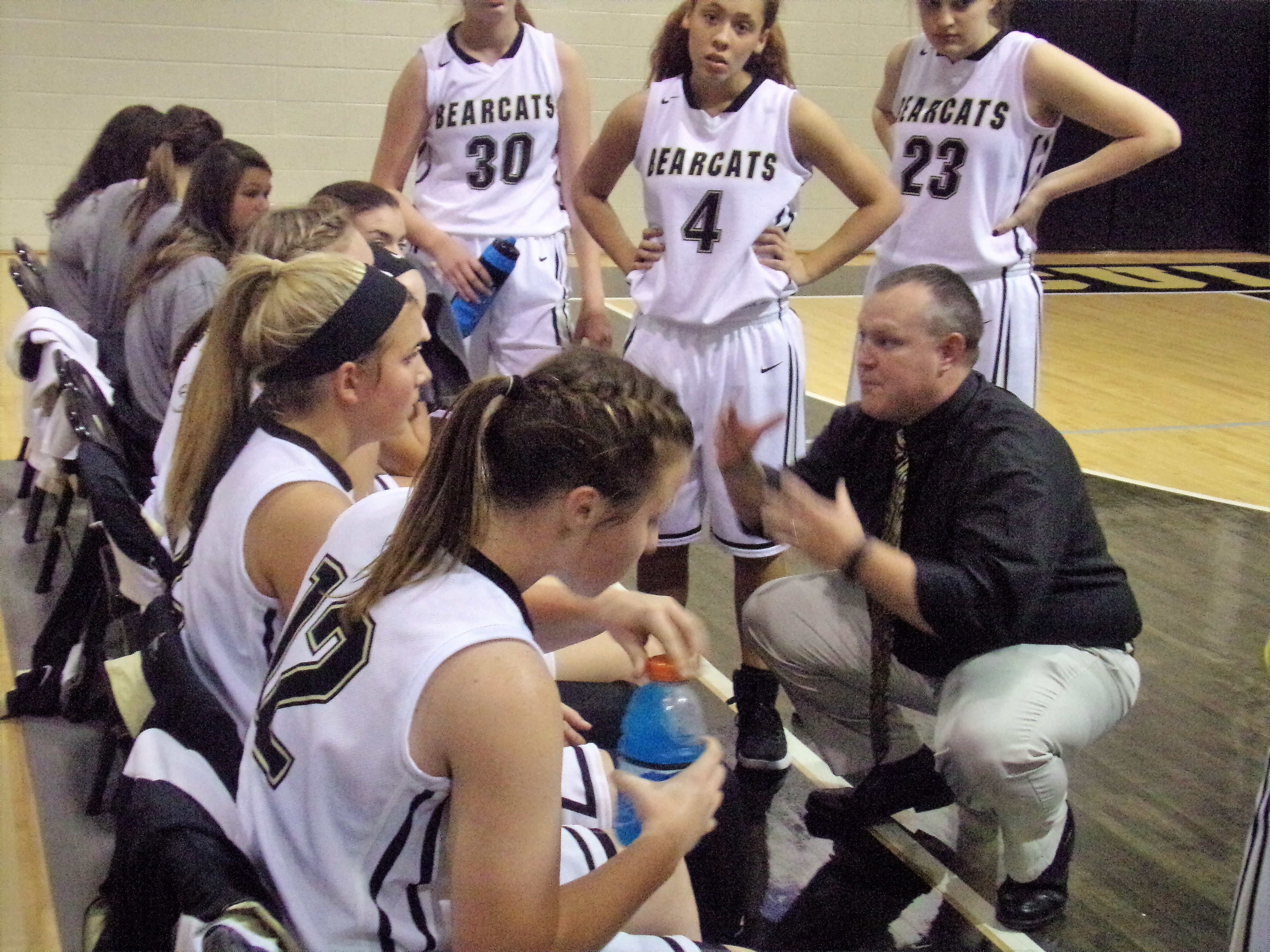 Lady Bearcats win home opener for new coach Hembree; Bearcats romp past Boaz for 1st win Johnny Thornton