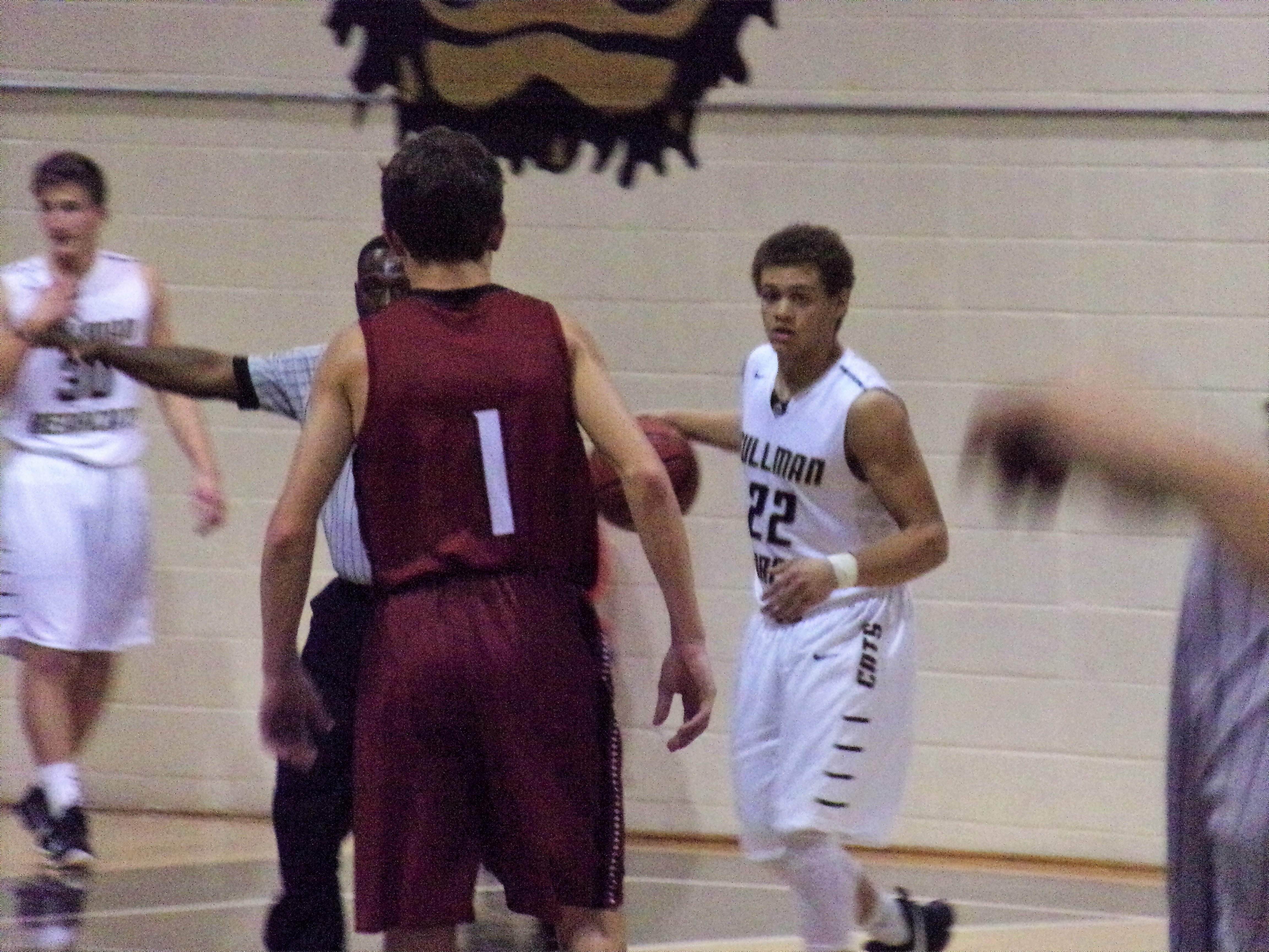 Hartselle teams overcome double-digit halftime deficits to stun Cullman Johnny Thornton