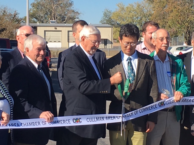 Holly Pond welcomes Hessaire at ribbon cutting for new facility W.C. Mann