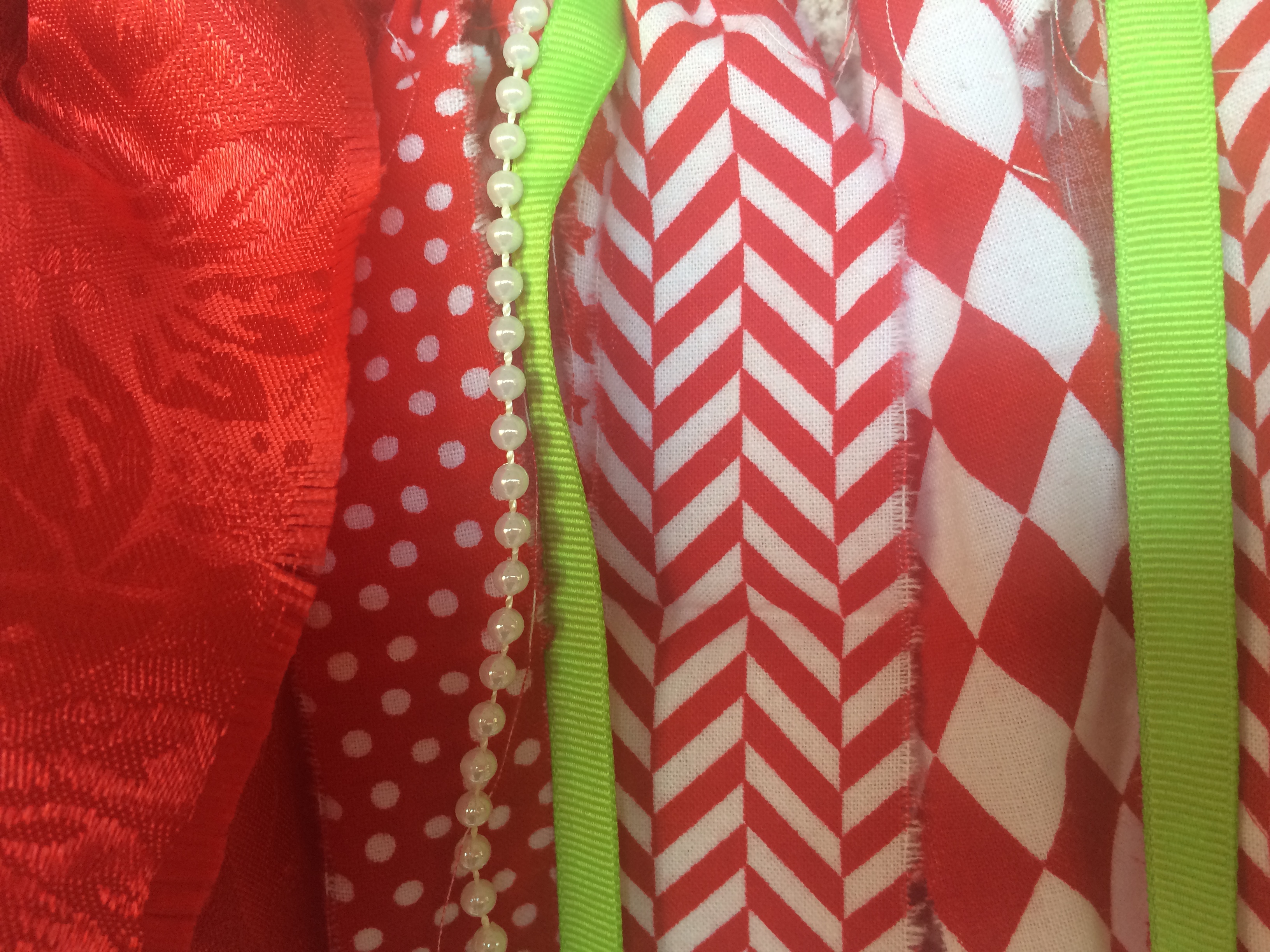 How-To: Making a rag garland (contest time!) Loretta Gillespie