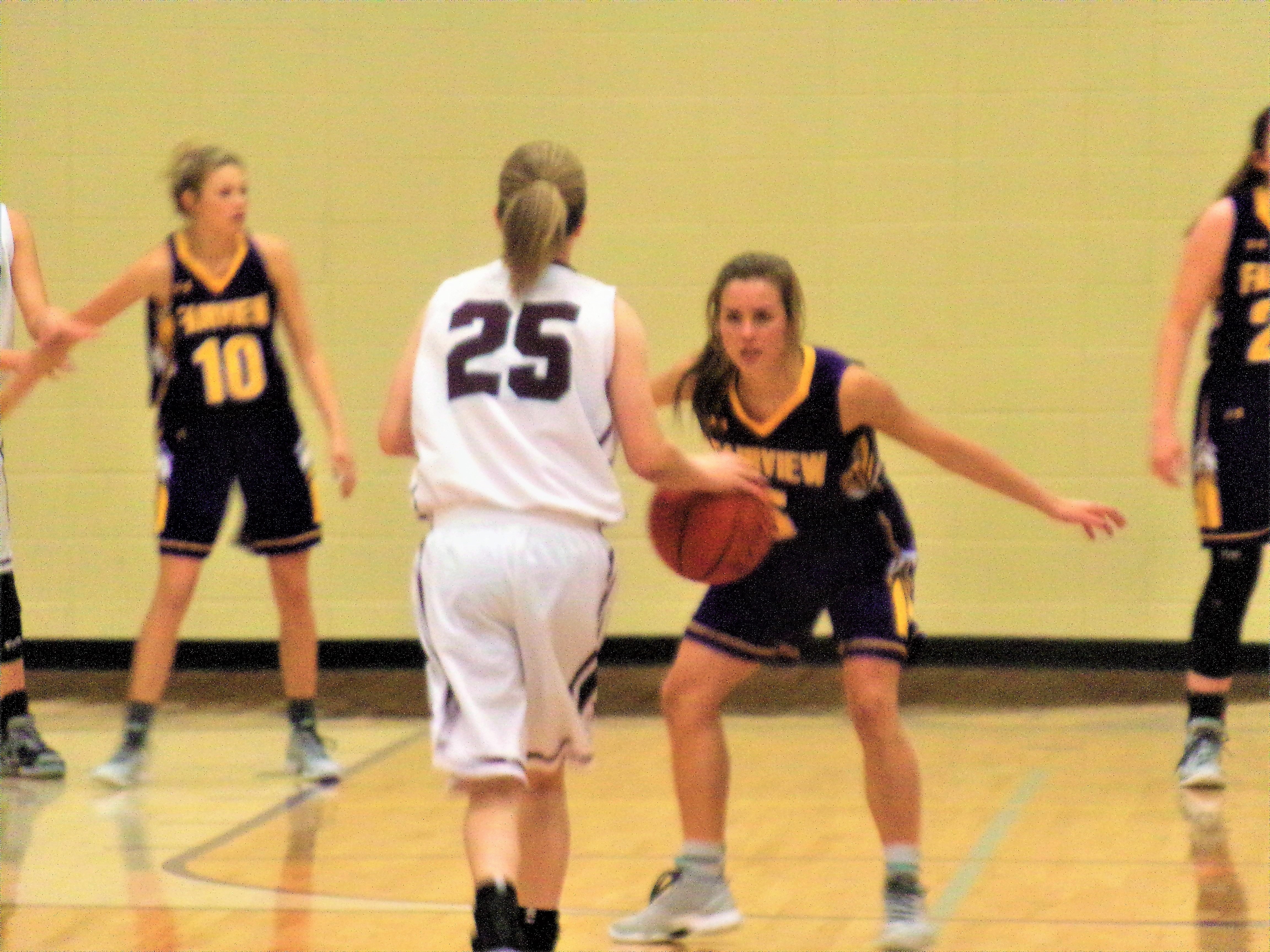 Pre- and post-Christmas hoops tournaments around the area 100_0409.jpg