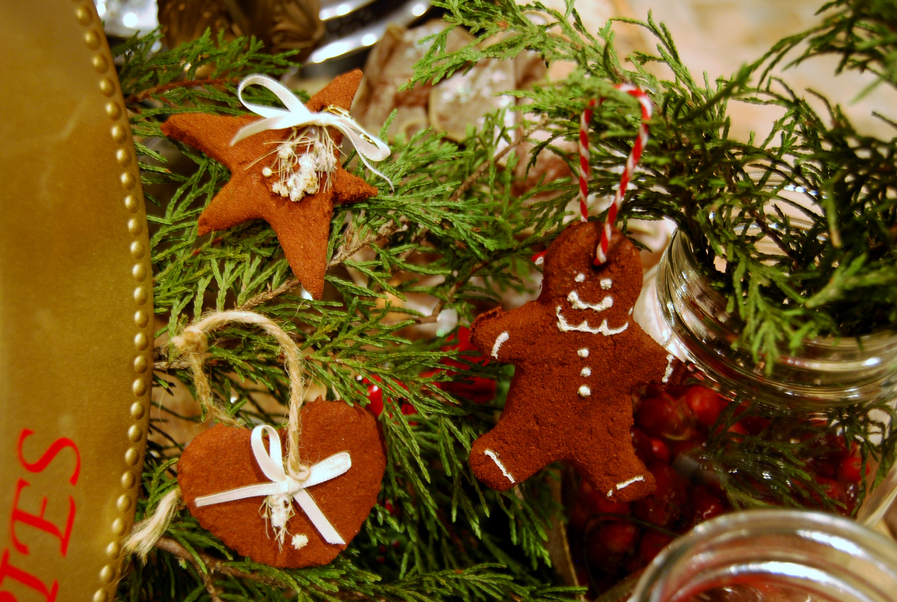 Countdown to Christmas: Homemade ornaments and gift tags Loretta Gillespie