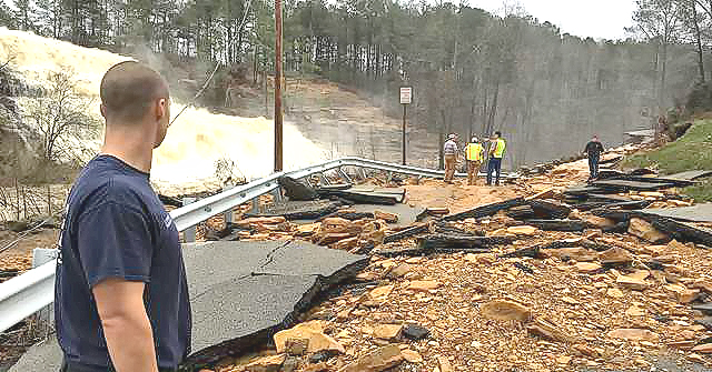 Almost a year later, local agencies discuss aftermath of historic 2015 Christmas Flood Noah Galilee