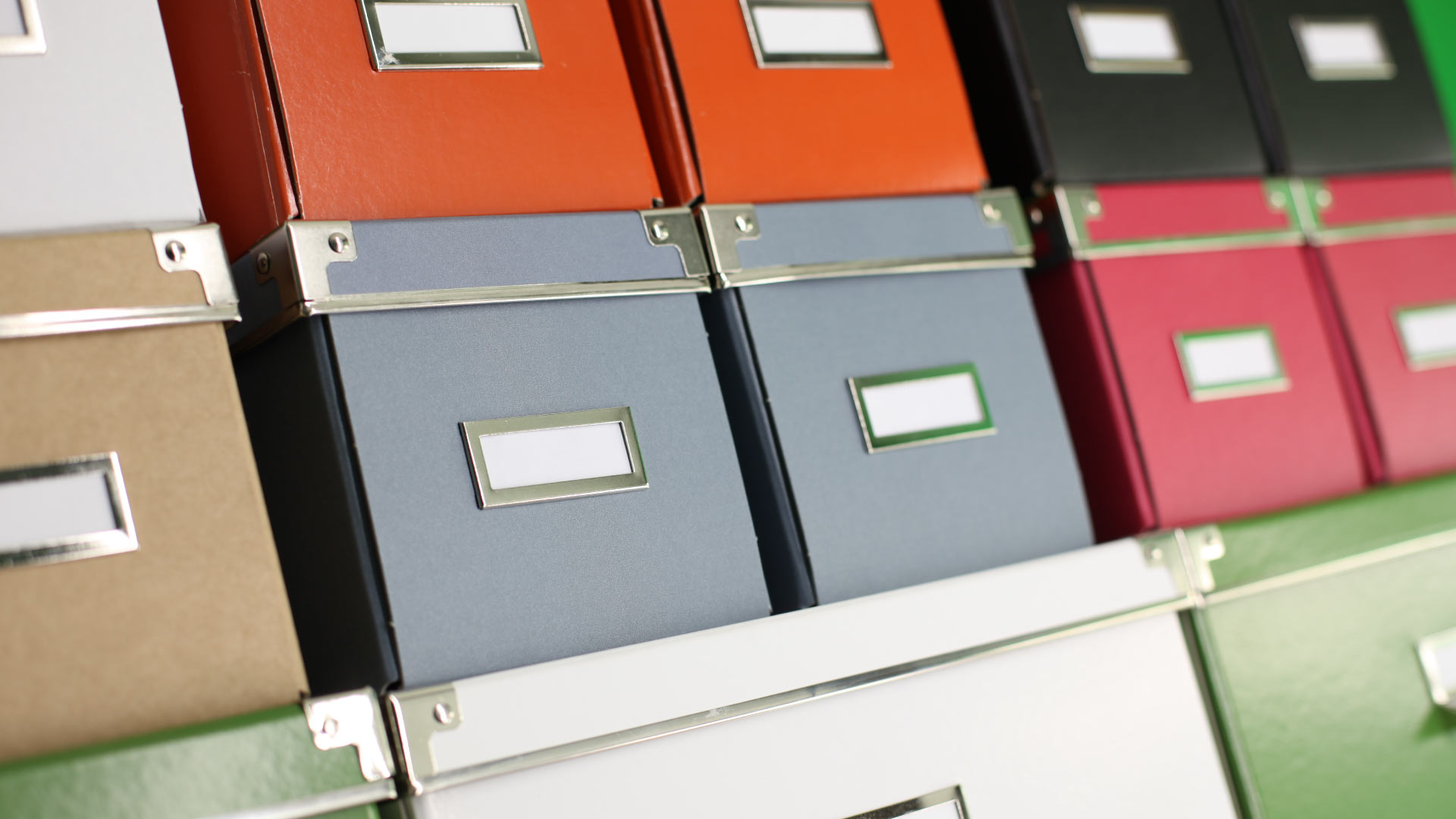 Foxgloves & Fireflies: Clever clutter cover-ups stock image