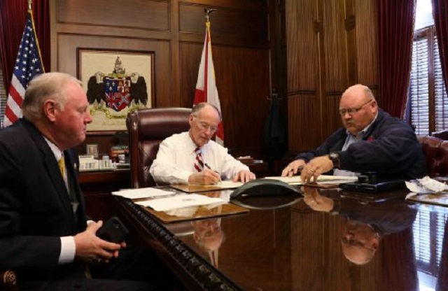 Gov. Bentley declares state of emergency ahead of wintry weather, effective 7 a.m. Friday State of Alabama