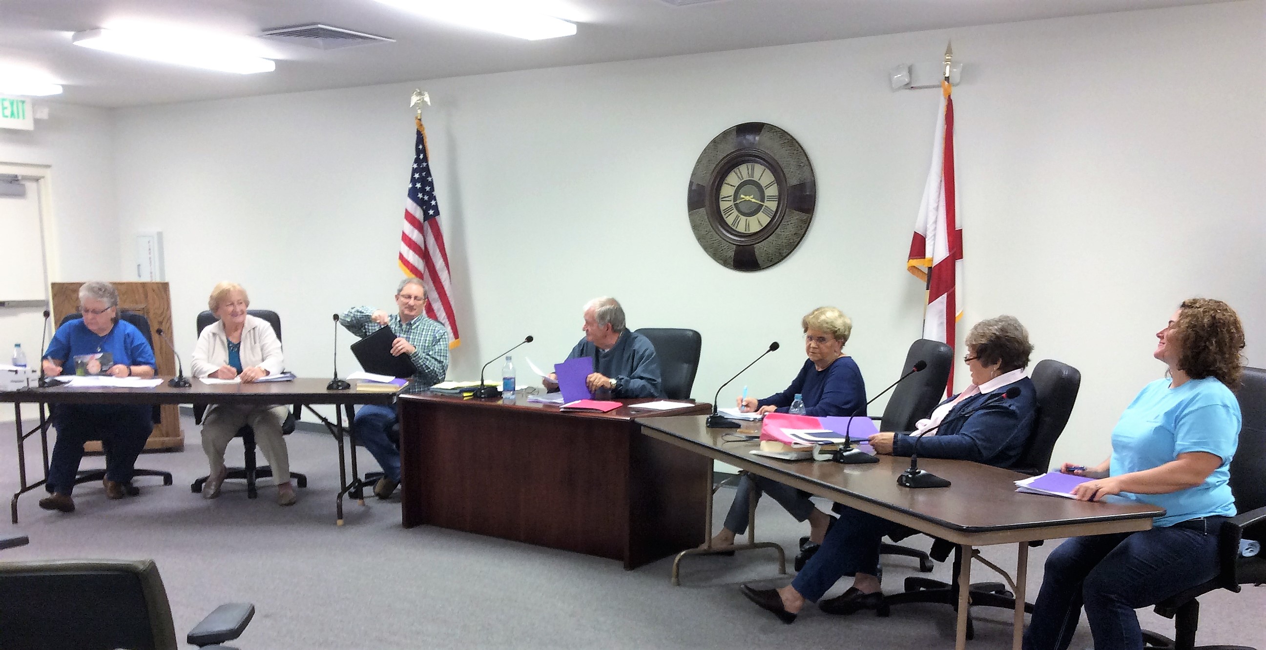 Holly Pond council brings 2017 to order in 1st meeting of new year Heather Mann