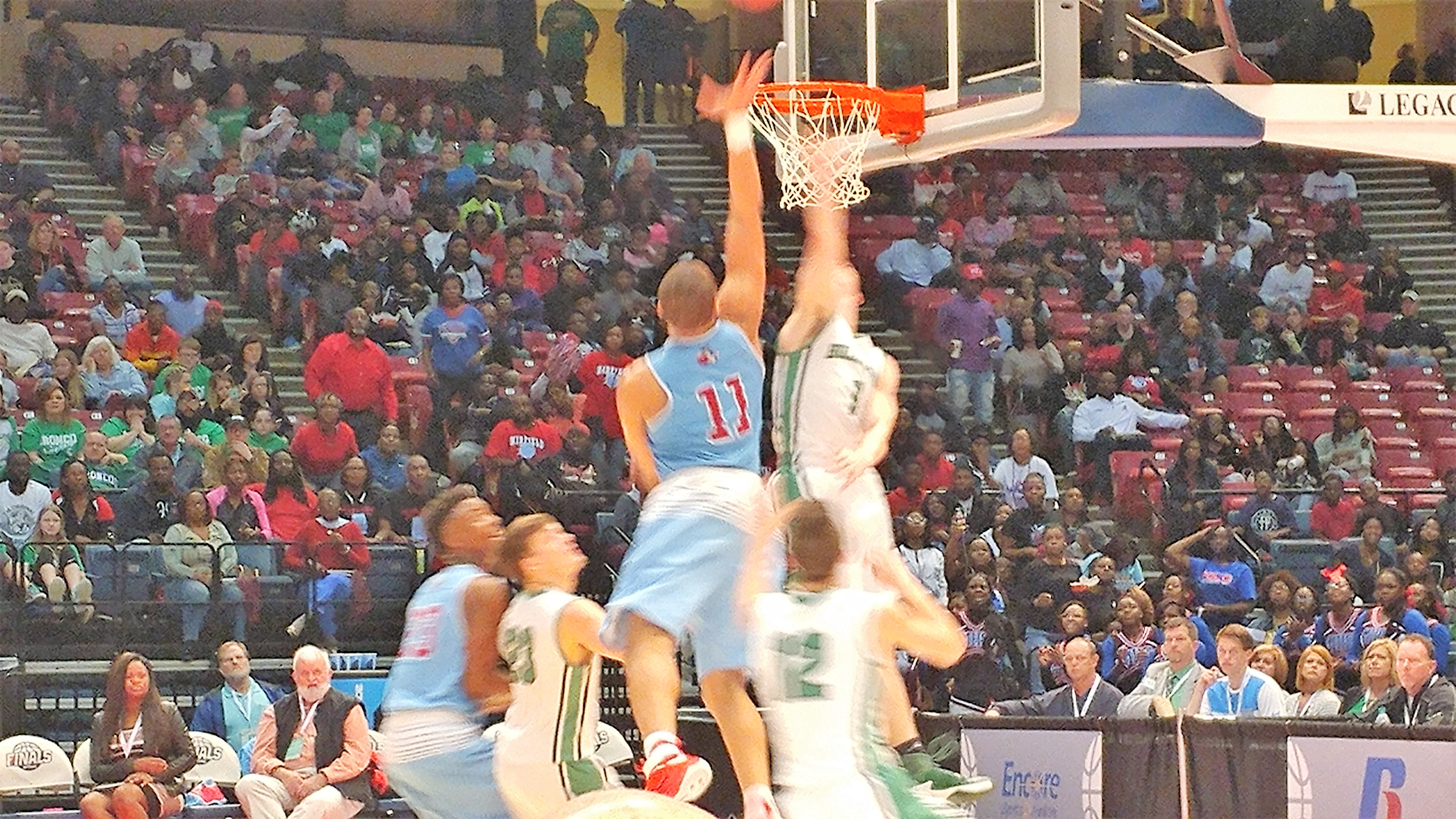 3A STATE SEMIFINALS: Holly Pond leaves it all on the floor, falls to Midfield 86-78 Josh McBrayer