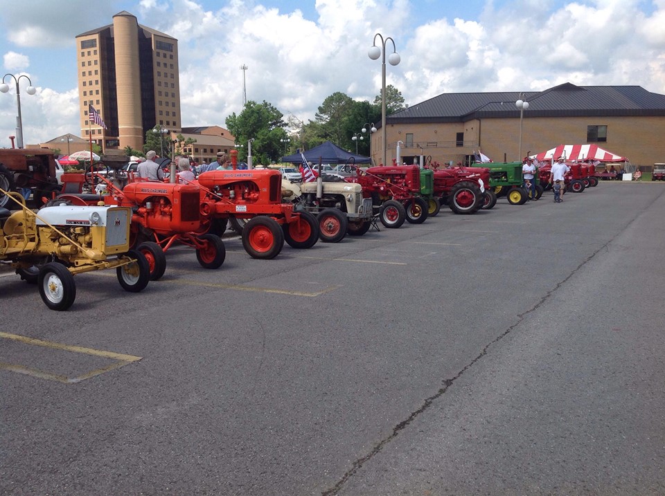 Tractor and engine show hot topic of quiet Hanceville council meeting sghn8npfgd1w3bq9xdzir-ake8raue9nuy3hng0lwskfwzxoqp6wx1tmd8vbihsctwnohqs2048.jpg