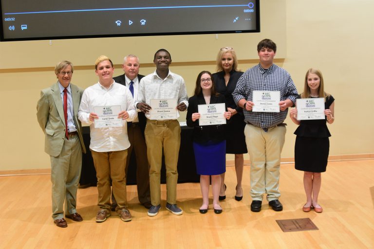 3 Holly Pond High School students attend STEM Institute The Cullman