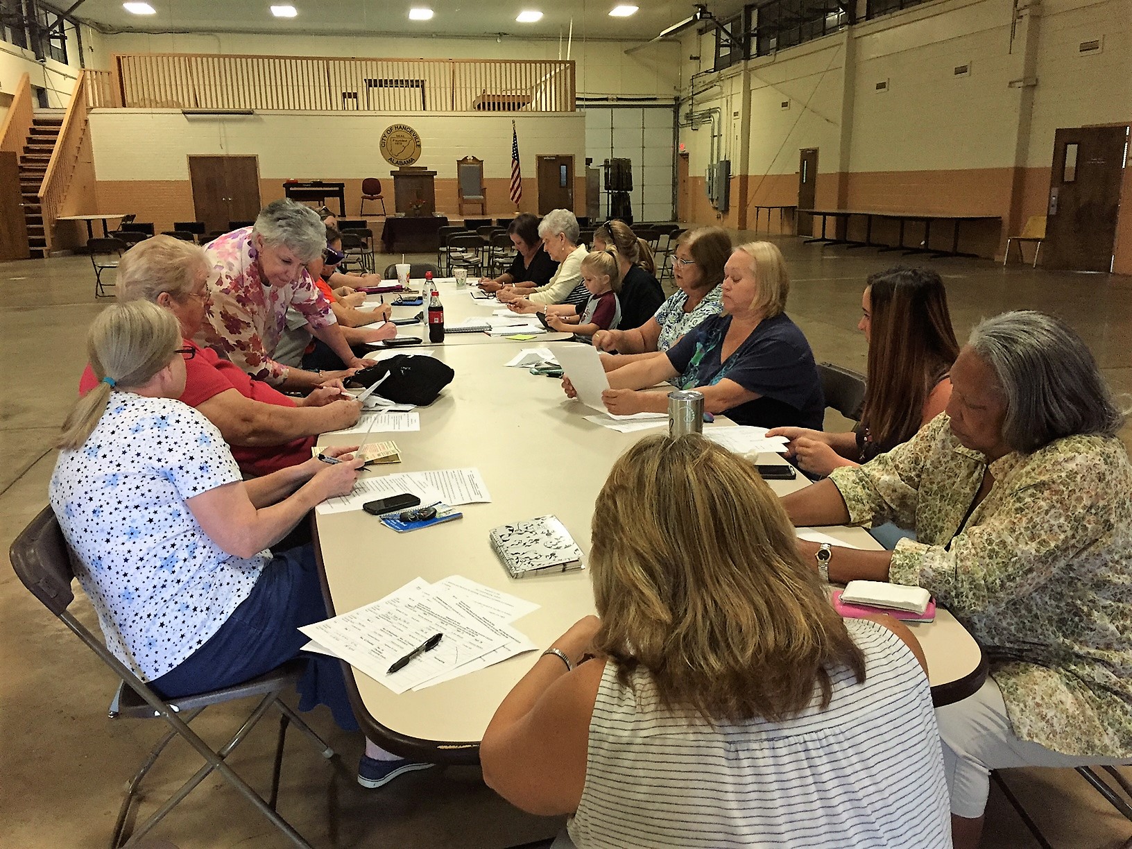 Hanceville’s knapsack program plans for new year; ‘Bulldog Pantry’ unveiled