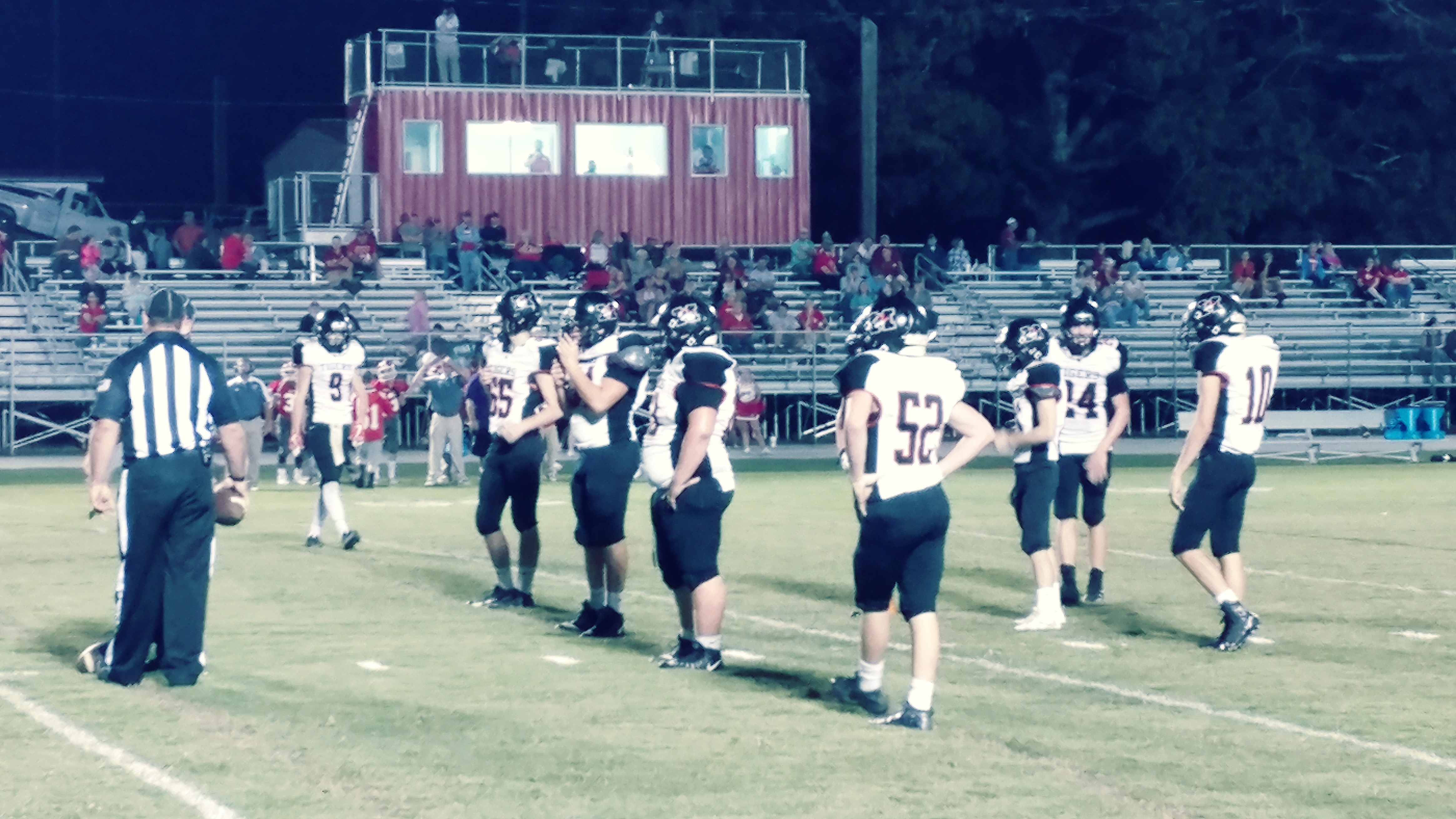 Tigers claw Red Devils, 47-14