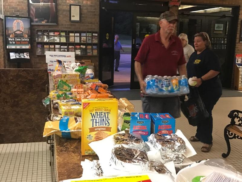 Irma evacuees arriving at Cullman Co. rest stop, volunteers there to help