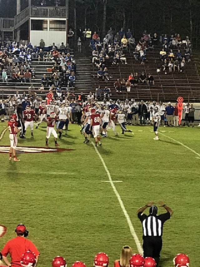 Spectacular finish lifts Vinemont Eagles past Addison, 28-22