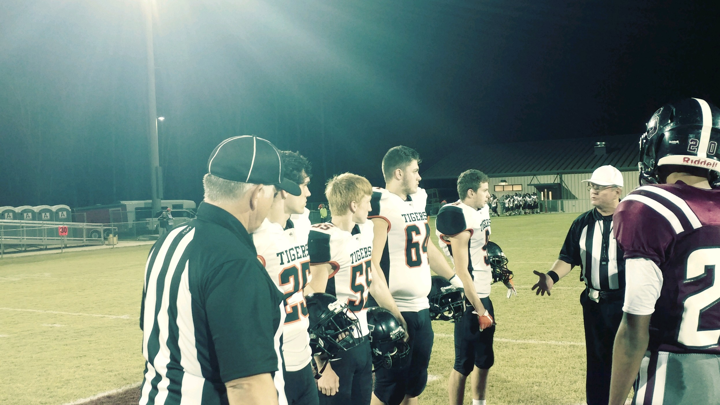 Meek dominates Southeastern, 44-13