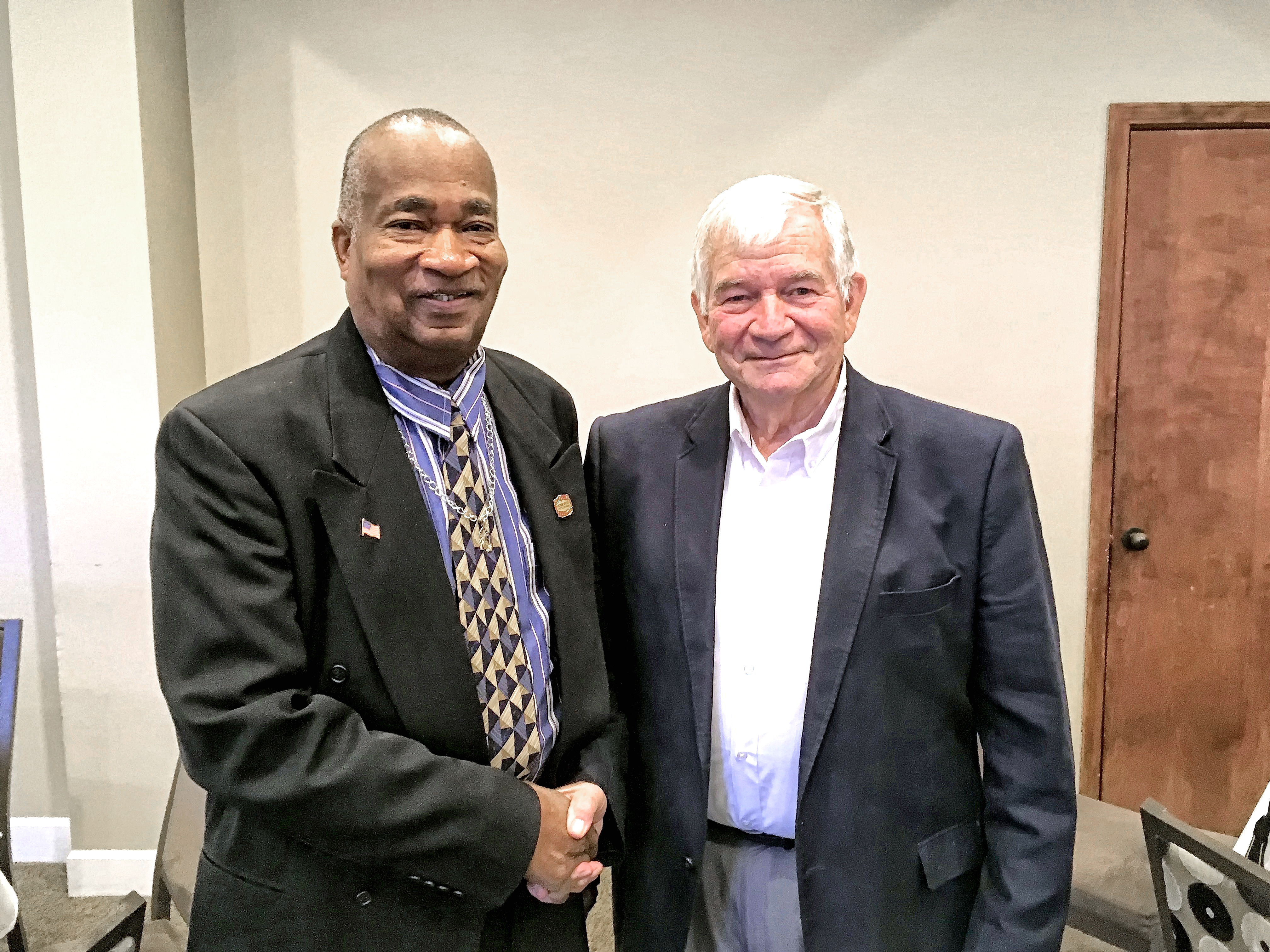 Cullman Co. Mayors and Commissioners Association selects new officers, public service award recipient