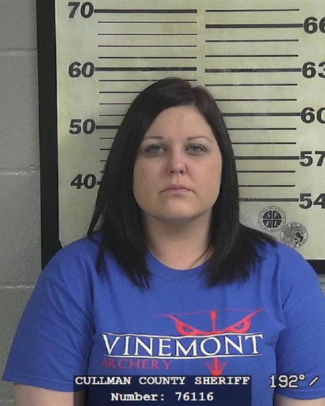 Vinemont teacher arrested for engaging in sex act with student