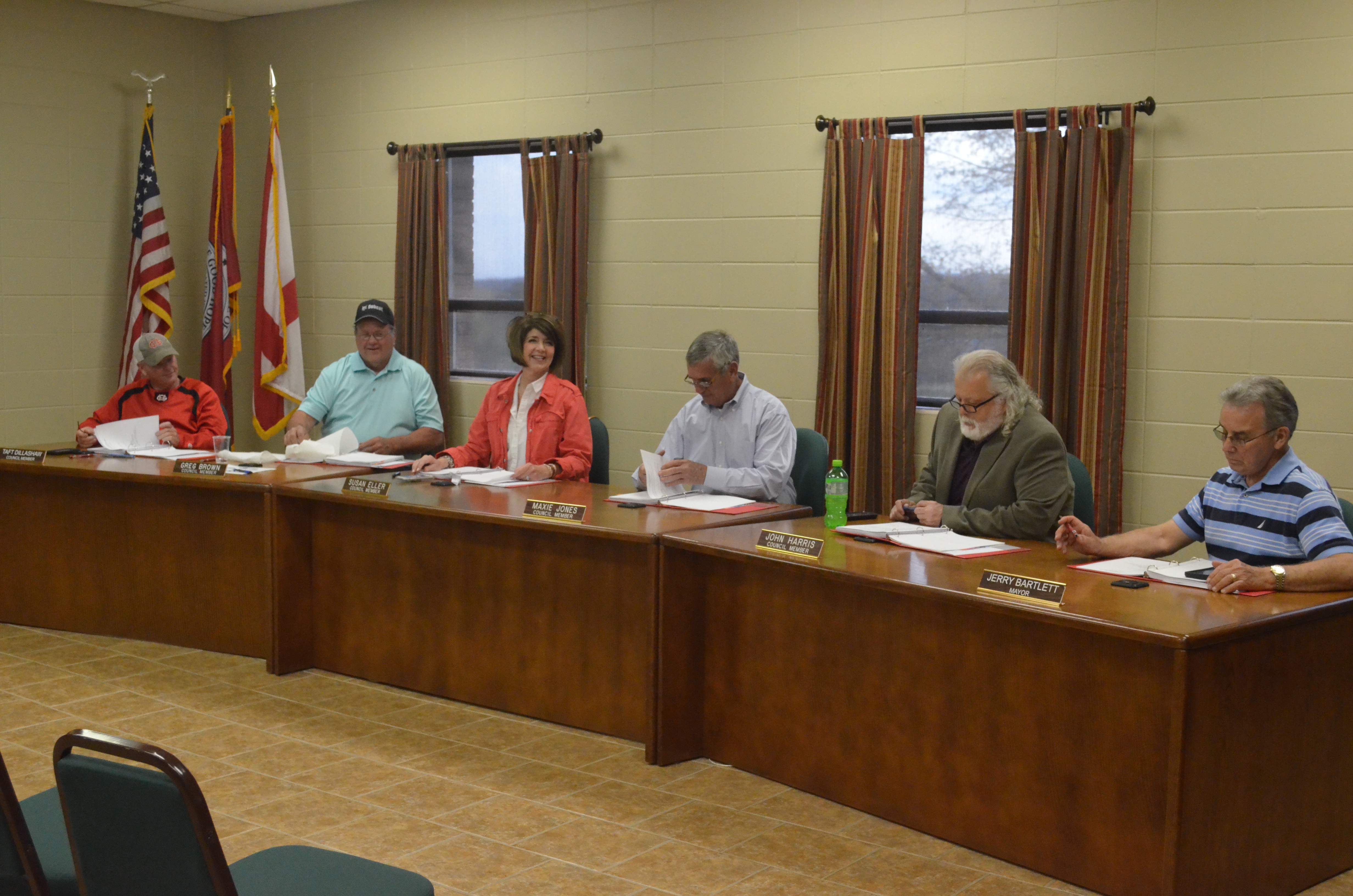 Good Hope mulls specialized business licenses for peddlers dsc_0015.jpg