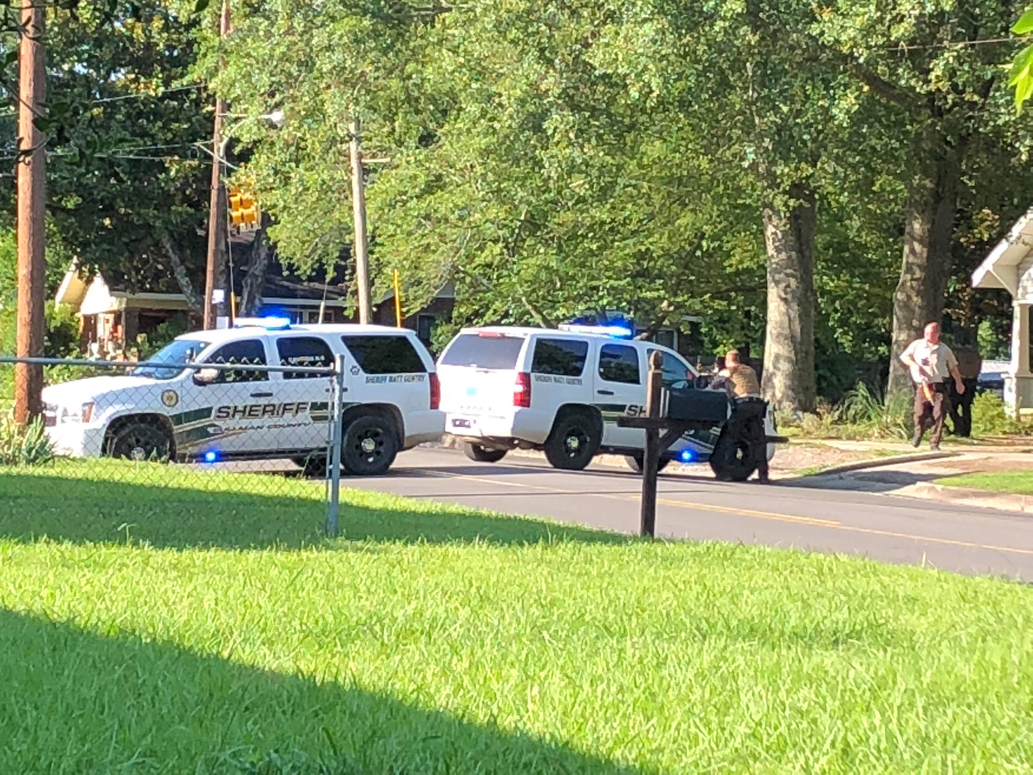 Standoff in city of Cullman ends peacefully 34985141_10216590335900525_8770069390159773696_n.jpg