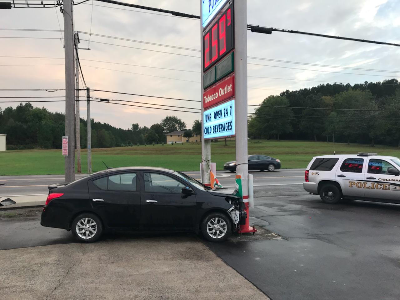 Man drives off road, wrecks at Hwy. 278 gas station Joey Duncan