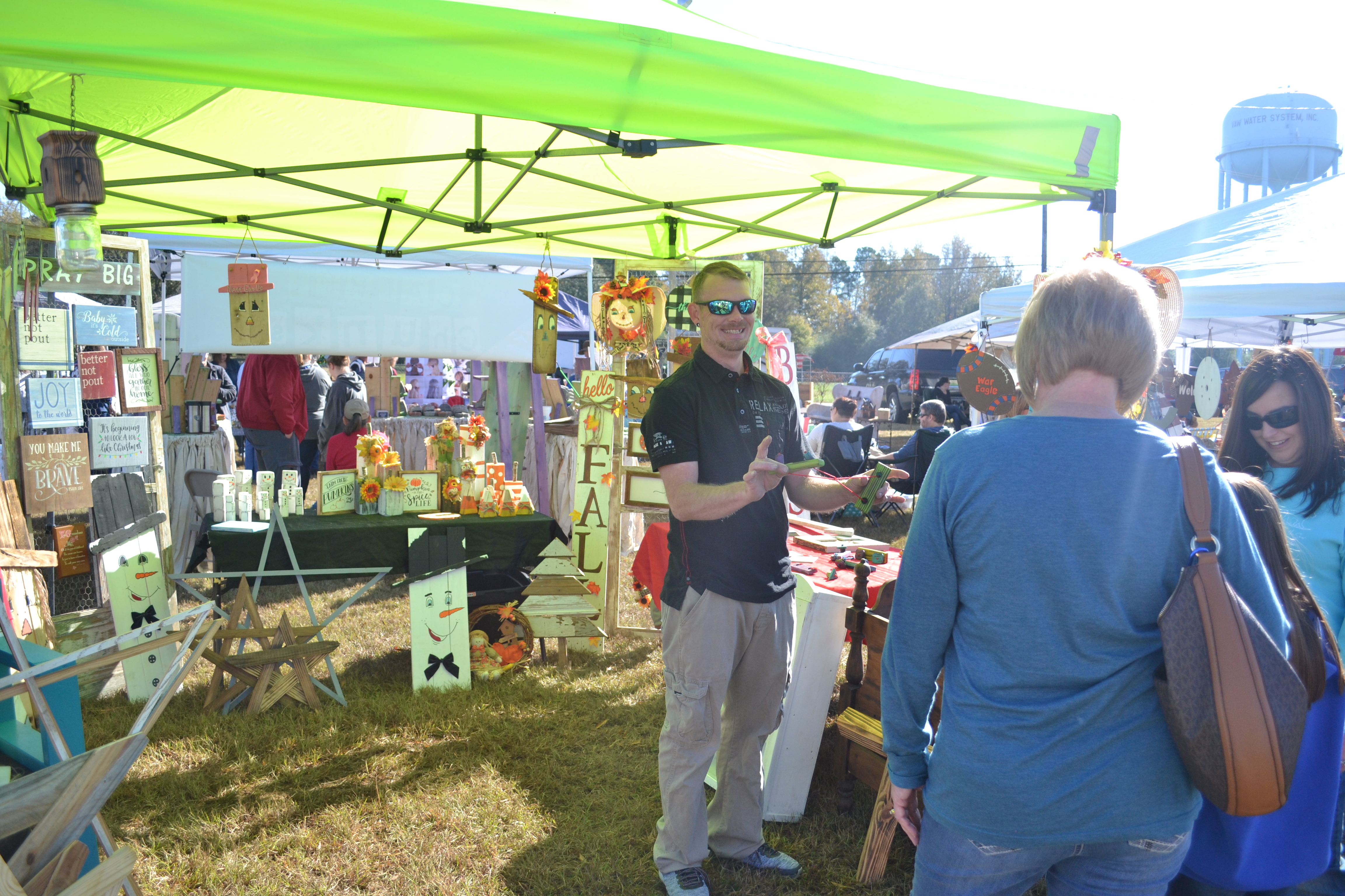 Jones Chapel Merry Market focuses on community dsc_0445.jpg