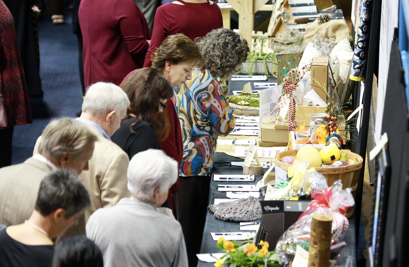 More than $266K raised at annual Wallace State Student Investment Luncheon sil_auction.jpg