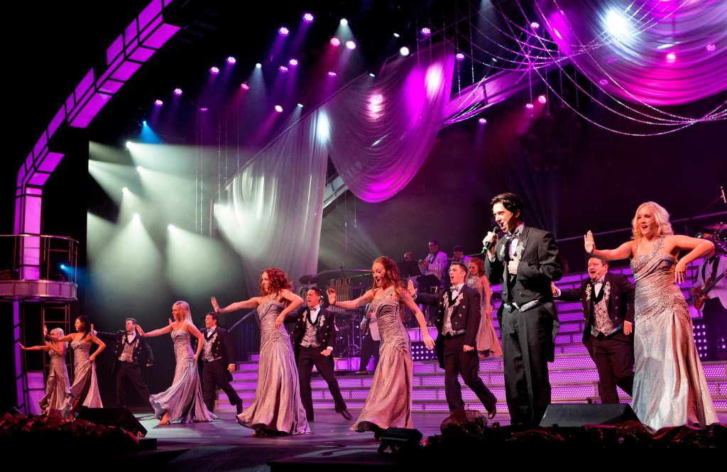 f2-smoky-mountain-opry.jpg