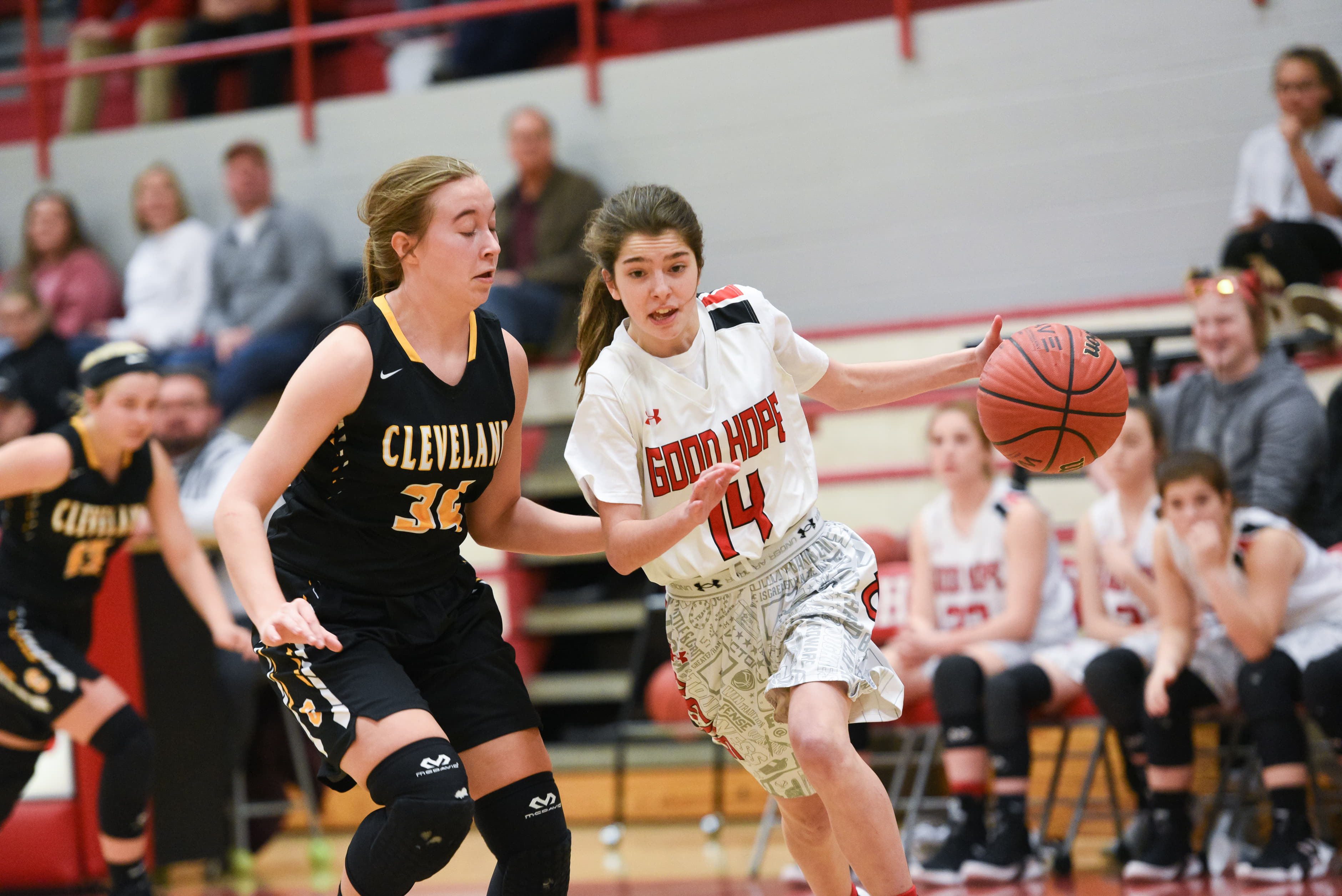 PREP BASKETBALL: Raiders collect homecoming win; late rally from Lady Raiders falls just short