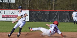 PREP BASEBALL: Vinemont holds off comeback from J.B. Pennington to secure home win