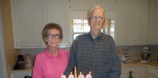 Community Note: Happy Birthday Feltus and Faye Nell McGriff! dscn0120.jpg