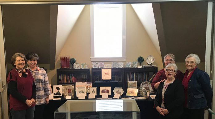 Porcelain exhibit celebrating Alabama Bicentennial opens at Cullman County Museum 53112145_257088901876391_3989058791508279296_n.jpg