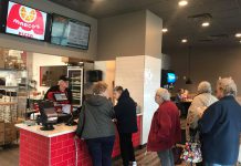 Marco’s Pizza sees robust opening day in Cullman 54213640_334561227407168_2729224070456410112_n.jpg