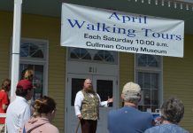 April Walking Tours begin April 6 dsc_0015.jpg