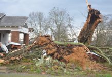 NWS: EF1 tornado with 105 mph winds caused damage in White City, Holly Pond