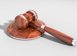 Crane Hill couple indicted on federal tax charges