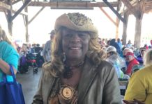 Hundreds enjoy annual Strawberry Festival Senior Shindig