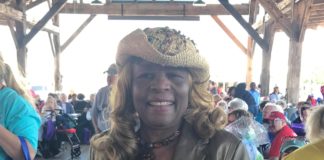 Hundreds enjoy annual Strawberry Festival Senior Shindig