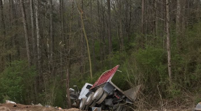 Man killed in single-vehicle wreck on Hwy. 157