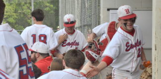 PREP BASEBALL PLAYOFFS: Vinemont and Hanceville win Tuesday tiebreakers to advance to round 2, Tuesday scoring wrap-up