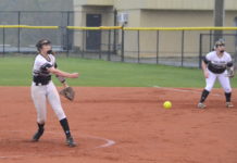PREP SOFTBALL: Lady Bearcats fall to Decatur in the rain