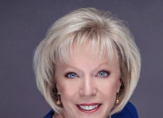 Wallace State’s Dr. Vicki Karolewics presented Shirley B. Gordon Award